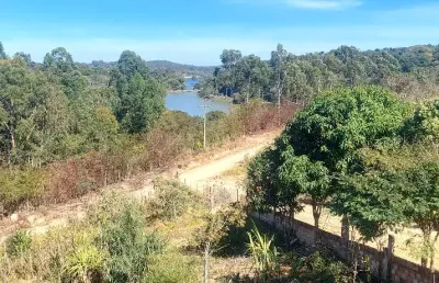 Casa tríplex 4 quartos próximo ao condomínio nossa fazenda, 	esmeralda mg.