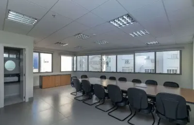 Sala comercial com 1 sala para alugar na rua conde de porto alegre, 545, floresta, porto alegre por r$ 2.500
