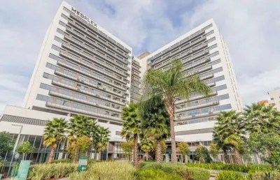 Sala comercial com 4 salas para alugar na avenida assis brasil, 2827, cristo redentor, porto alegre por r$ 6.400