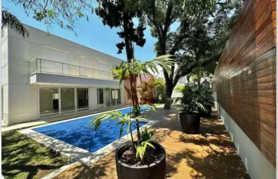 Casa em condomínio fechado no  brooklin 786m com piscina