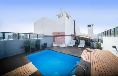 Cobertura em moema, fora de rota, reformada com piscina e espaço gourmet