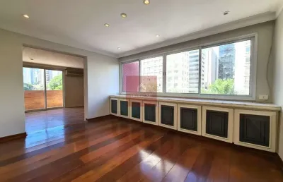 Excelente localização no coração do itaim, onde é possível fazer tudo a pé