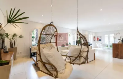 Casa em condomínio jardim petrópolis 533,45m2 - 4suítes - 5vagas com piscina e churrasqueira.