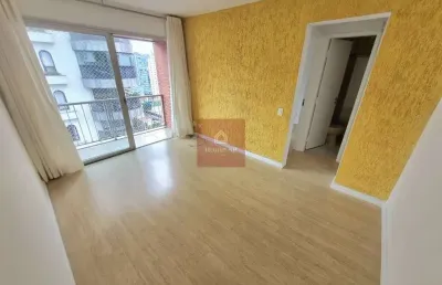 Ótimo apartemanto de 50m e 1 vaga para locação em moema