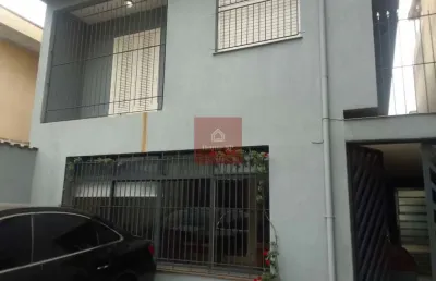 Belo sobrado com 283m²au, bem localizado no brooklin