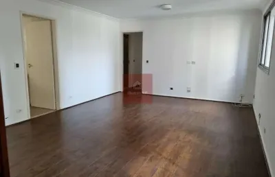 Apartamento com 3 dormitórios, 1 suíte, 2 vagas e com 105 - moema