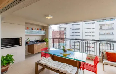 Apartamento tipo para venda com 3 quartos, sendo 3 suítes, 210m²