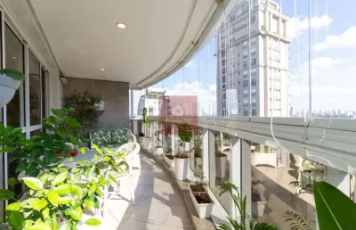 Apartamento de alto padrão a poucos passos do parque ibirapuera