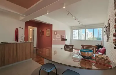 Totalmente reformado! 3 dormitórios, 1 suíte, 1 vaga e com 130m² - moema