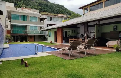 Casa com 6 quartos à venda no centro, domingos martins  por r$ 3.150.000