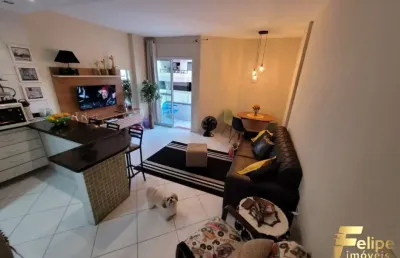Apartamento em frente ao comércio na praia do morro