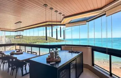 Apartamento alto padrão com mais de 250m2 frente mar para a praia do morro / guarapari - es