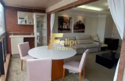 Um excelente apartamento com 4 suítes na praia do morro / es