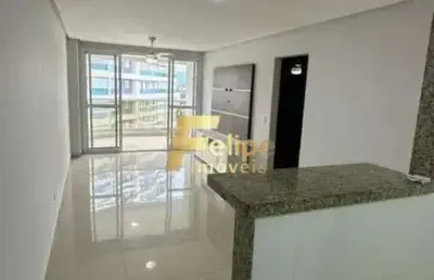 Belíssimo apartamento de 02 quartos disponível para locação no centro de guarapari/es!