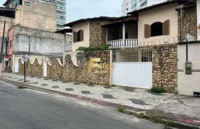 Casa para locação em guarapari-es, muquiçaba: 5 quartos, 3 salas, 5 banheiros, 2 vagas de garagem, 200m².