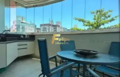 A poucos metros da praia, apartamento com 140 m² em jardim camburi.