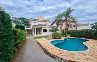 Sobrado mobiliado à venda, com piscina - no jardim social.