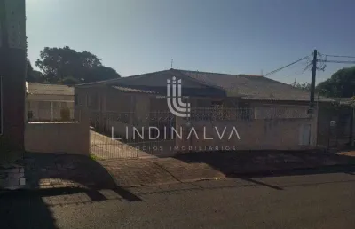 Duas casas à venda no mesmo terreno, no campos do iguaçu.