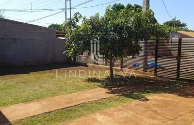 Casa à venda no paraguai com 3 quartos, amplo pátio e ótima localização