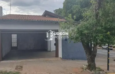 Casa para venda em bauru, vila cardia, 3 dormitórios, 1 suíte, 3 banheiros, 2 vagas