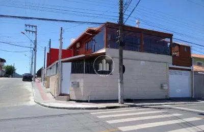 Casa com 5 quartos à venda na Rua Braga, 518, Forquilhas, São José
