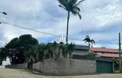Casa 300m² com 3 quartos e suítes em coqueiros - jms