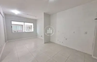 Apartamento com 2 quartos à venda na Rua Antônio Basil Schroeder, 92, Barreiros, São José