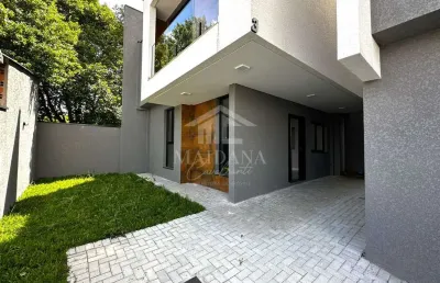 Sobrado triplex novo com 03 dormitórios sendo 01 suíte à venda, uberaba, curitiba, pr