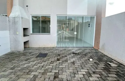 Casa sobreposta à venda com 02 dormitórios no bairro braga em são josé dos pinhais, pr