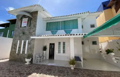 Casa com 5 quartos à venda no Piatã, Salvador 