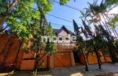 Sobrado de alto padrão - 4 quartos, piscina aquecida