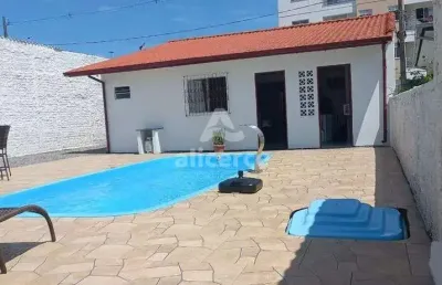 Casa à venda com 3 quartos 1 suíte, 182m² em barra do aririú palhoça