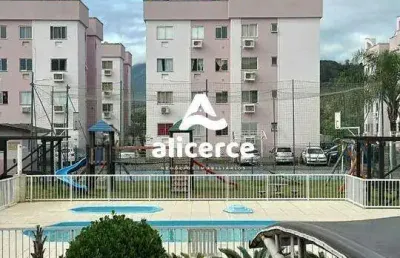 Apartamento à venda com 2 quartos , 54m² em aririú palhoça