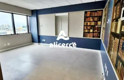 Sala comercial à venda na Rua Fúlvio Aducci, 627, Estreito, Florianópolis