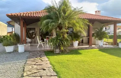 Chácara à venda com 4 quartos 1 suíte, 220,7m² em aririú da formiga palhoça