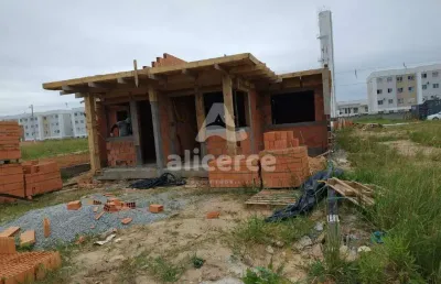 Linda casa geminada com acabamento impecável! na nova palhoça