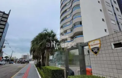 Apartamento à venda com 03 dormitórios, 1 suíte master e 02 vagas de garagem, no bairro canto/florianópolis-sc.