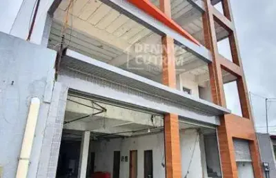 Prédio comercial com 22 lojas na cohama, são luís - ma