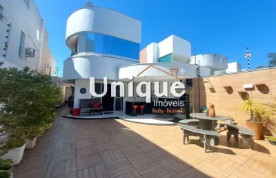 Linda casa com 3 suítes no portinho à venda por r$ 1.000.000,00.