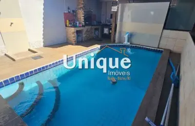 Casa com 5 quartos e piscina, no parque burle para venda ou aluguel fixo.
