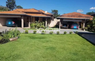 Linda chácara á venda  em itatiba sp, com 2 casas térreas, espaço gourmet e redário. chácara san ma