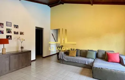 Casa alto padrão - 3 quartos sendo 1 suíte - guarajuba