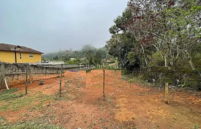 Terreno à venda na Rua dos Pinheirais, Novo Horizonte, Juiz de Fora