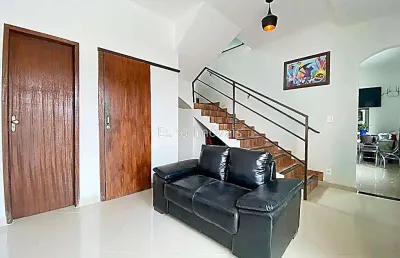 Casa com 3 quartos à venda na Rua Agapio Vaz de Melo, Boa Vista, Juiz de Fora