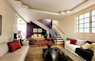 Casa com 4 quartos à venda na Rua Arthur Max Degwert, Quintas das Avenidas, Juiz de Fora