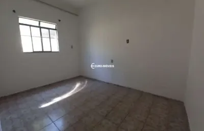Casa com 3 quartos à venda na Rua Professor Villas Bouçada, Santos Dumont, Juiz de Fora