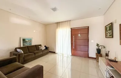 Casa em condomínio fechado com 4 quartos à venda no Grama, Juiz de Fora 