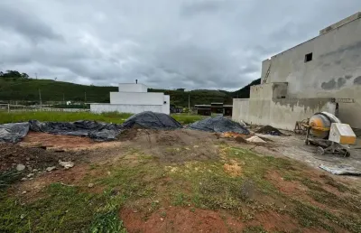 Terreno à venda no Salvaterra, Juiz de Fora 