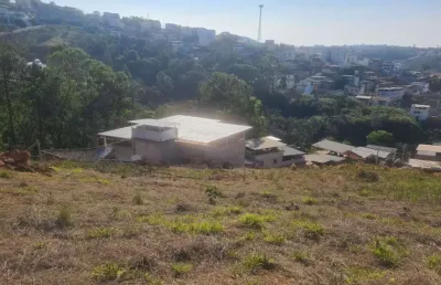 Terreno à venda no São Pedro, Juiz de Fora 
