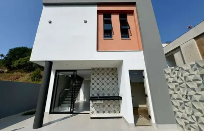 Casa em condomínio fechado com 3 quartos à venda no Parque Jardim da Serra, Juiz de Fora 